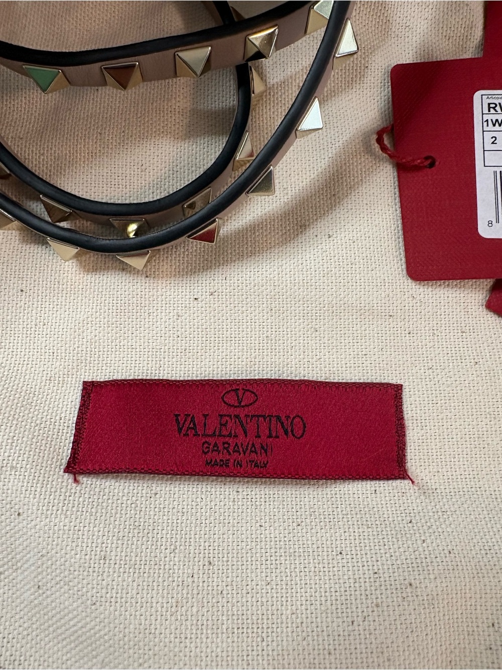 Valentino Rockstud Leather Clutch with removable strap - Picture 10 of 14